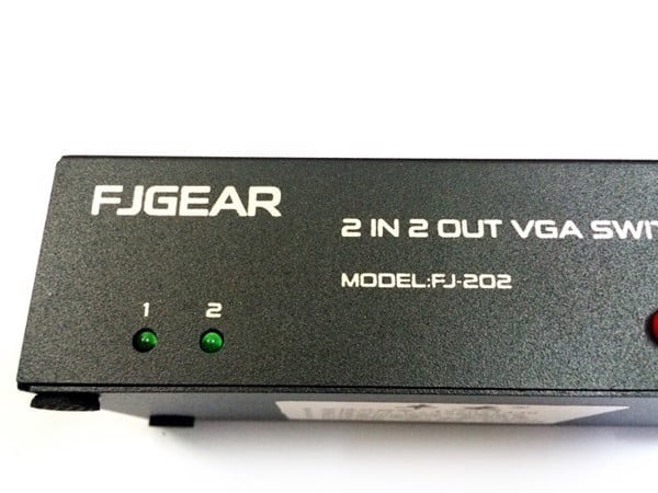 chia_20vga_202x2_20fengjie_20_3__5b1_5d_grande Bộ chia màn hình VGA 2 ra 2 250MHz FJGEAR FJ-202 - Phụ Kiện Điện Tử Việt Nam